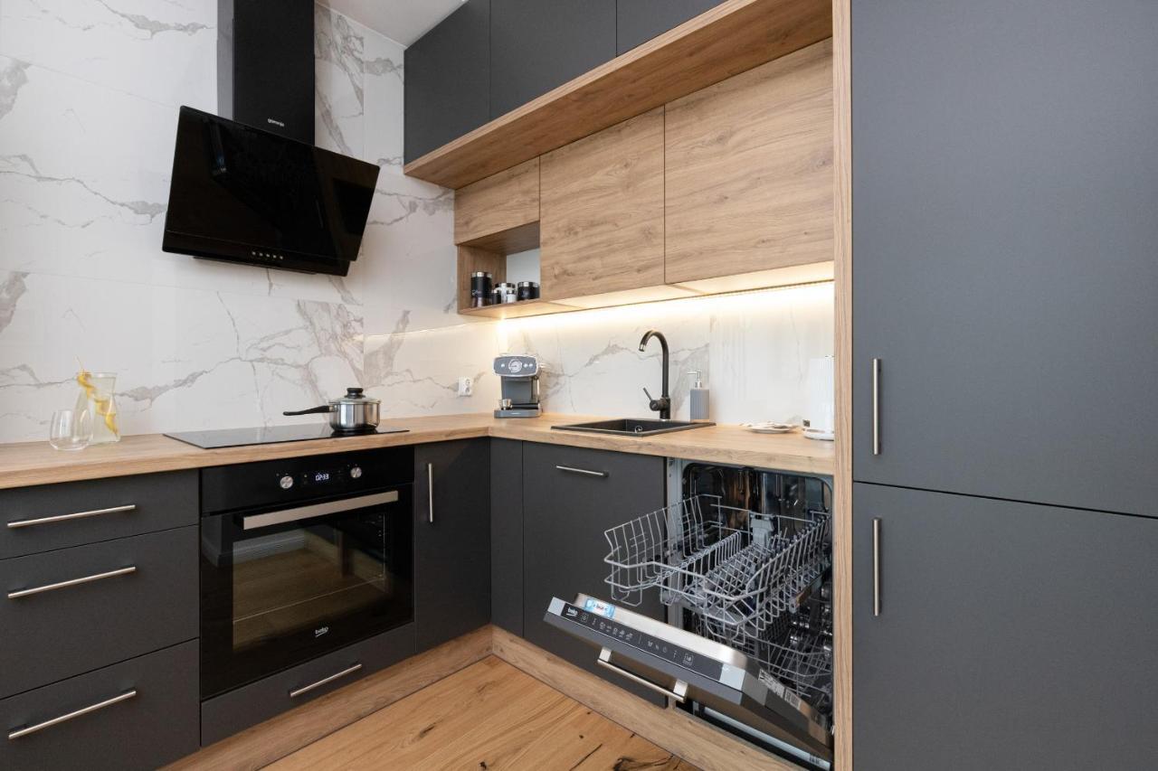 Apartament Vespa Beach Nearby By Noclegi Renters Gdynia Exterior photo